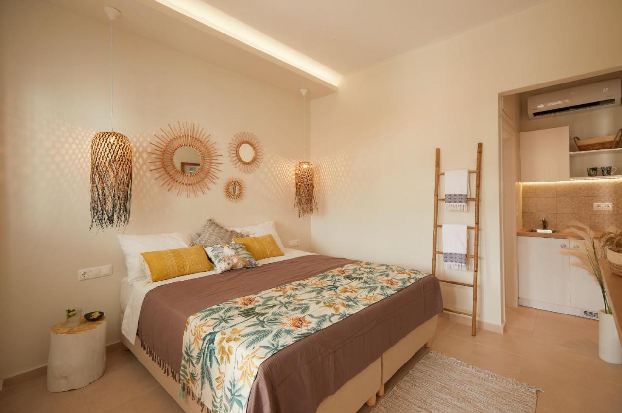 Spiliada Boutique Studios Batsi  Ngoại thất bức ảnh