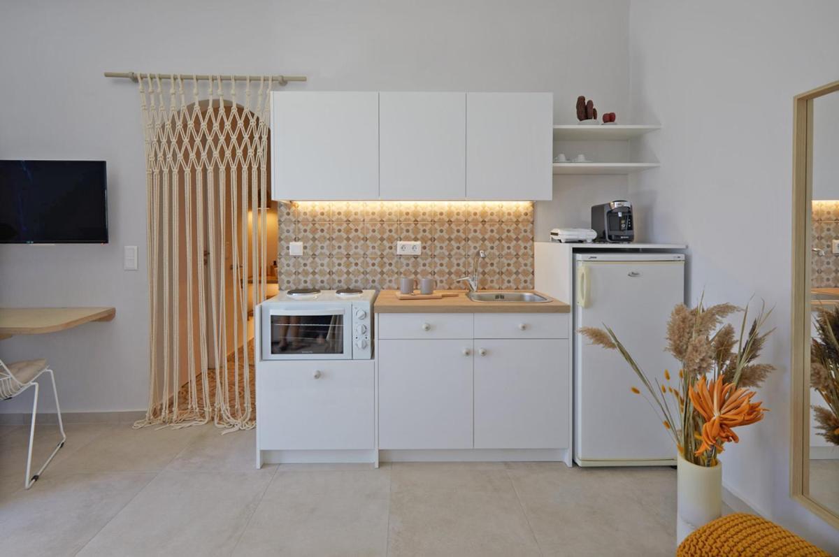 Spiliada Boutique Studios Batsi  Ngoại thất bức ảnh