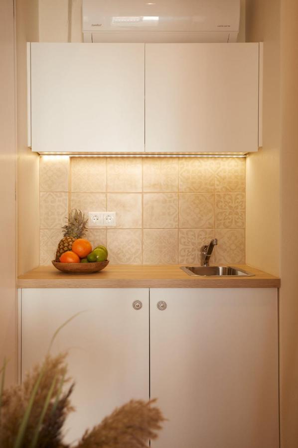 Spiliada Boutique Studios Batsi  Ngoại thất bức ảnh